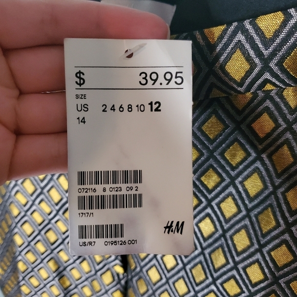 NWT H&M gold diamond pants size 12 - Picture 4 of 12